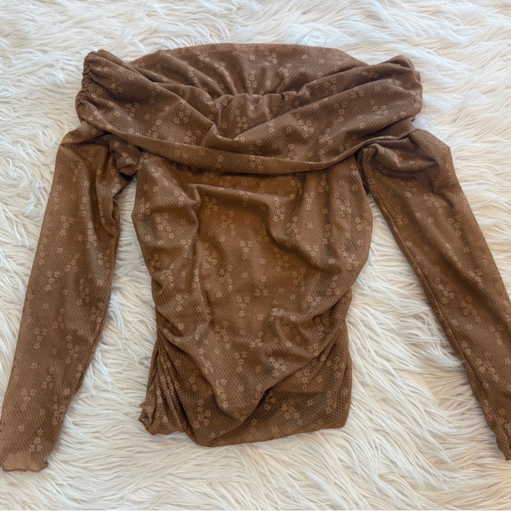 NWT Willow + Root The Buckle Small Lace Top